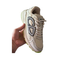 Sneaker L 128