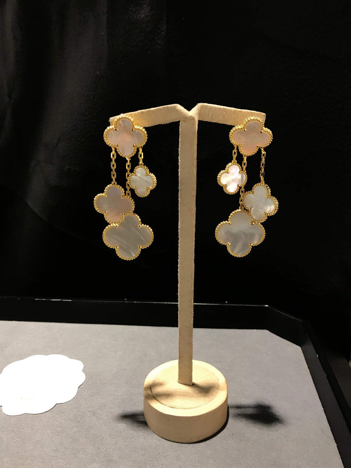 ACCESORY   285